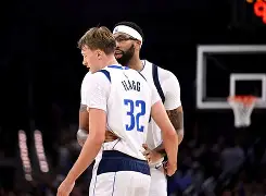 独行侠NBA击败犹他爵士东契奇三双表现